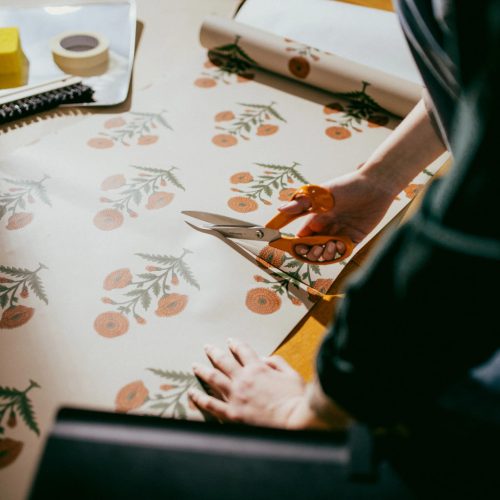 Fiskars Classic nagy univerzális barkácsolló, 25 cm - 25 év garanciával 