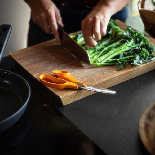 Fiskars Classic konyhai olló, recés, 18 cm - 25 év garanciával 