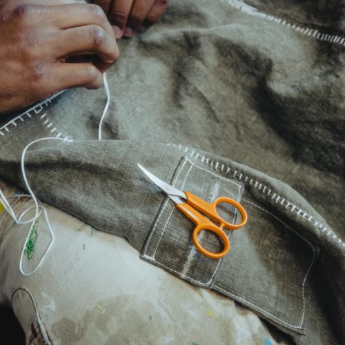 Fiskars Classic varróolló, hajlított pengéjű, 10 cm - 25 év garanciával 