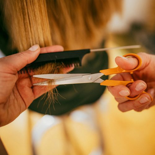 Fiskars Classic hajvágóolló, 17 cm - 25 év garanciával 