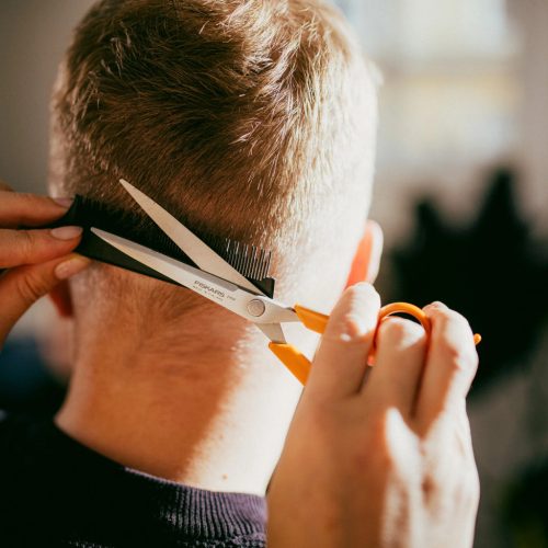 Fiskars Classic hajvágóolló, 17 cm - 25 év garanciával 