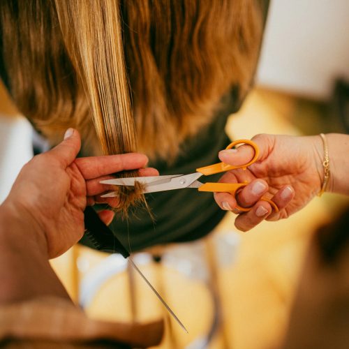 Fiskars Classic hajvágóolló, 17 cm - 25 év garanciával 