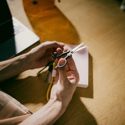 Fiskars Functional Form™ Renew összecsukható olló 11 cm