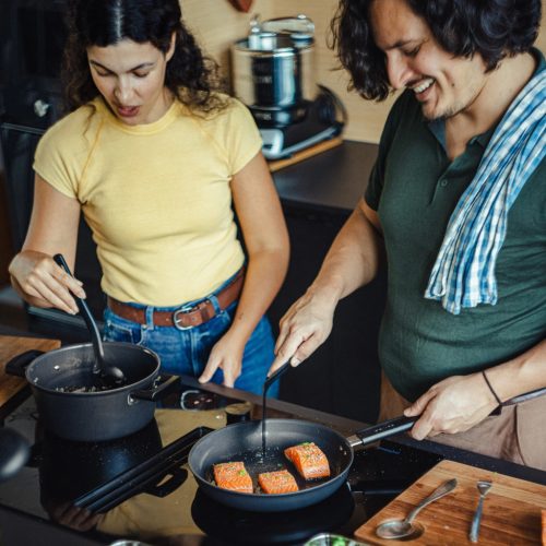 Fiskars Hard Face serpenyő, 26 cm