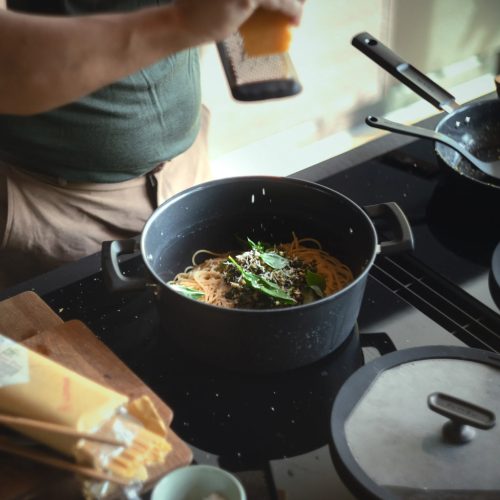 Fiskars Hard Face lábas, 5l