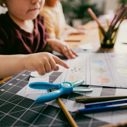 Fiskars Kezdő olló és foglalkoztató könyv 2+