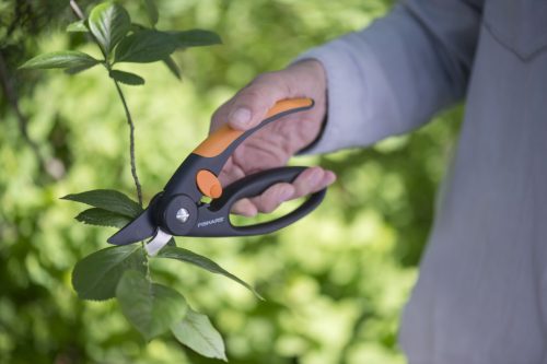 Fiskars Ujjvédő metszőolló, P44 (1001534)