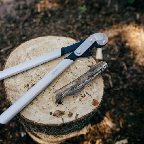 Fiskars PowerGear™ Fém fogaskerekes ágvágó, rávágó LX99 (L) - 25 év garanciával