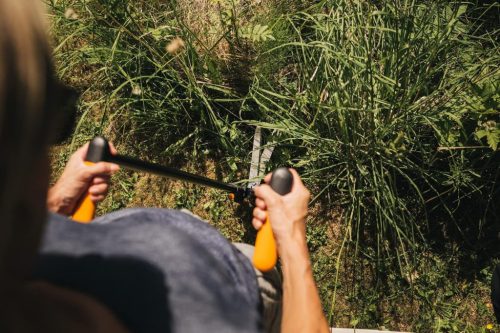 Fiskars PowerLever™ fű- és sövénynyíró hosszú nyelű GS53 (1001565)