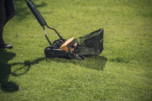 Fiskars StaySharp™ Max kézi fűnyíró (1000591)