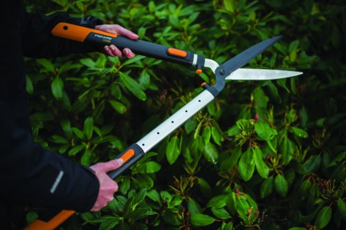 Fiskars SmartFit Teleszkópos sövénynyíró HS86 (1013565)