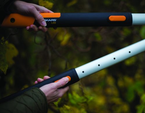 Fiskars SmartFit Teleszkópos sövénynyíró HS86 (1013565)