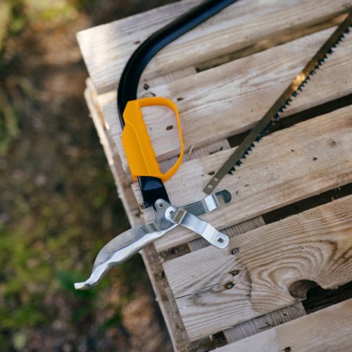 Fiskars 21''-os keretes fűrész (53 cm), SW30 (1001621)