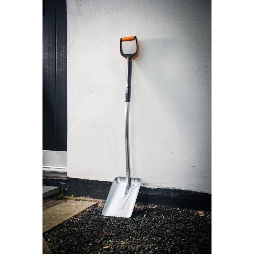 Fiskars Xact™ lapát (1003688) - 25 év garanciával