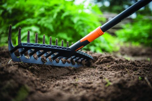 Fiskars QuikFit™ univerzális gereblye fej (1000643)