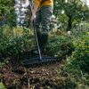 Fiskars Solid univerzális kerti gereblye nyéllel (1003466)