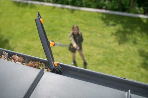 Fiskars QuikFit™ Ereszcsatorna tisztító fej (1001414)