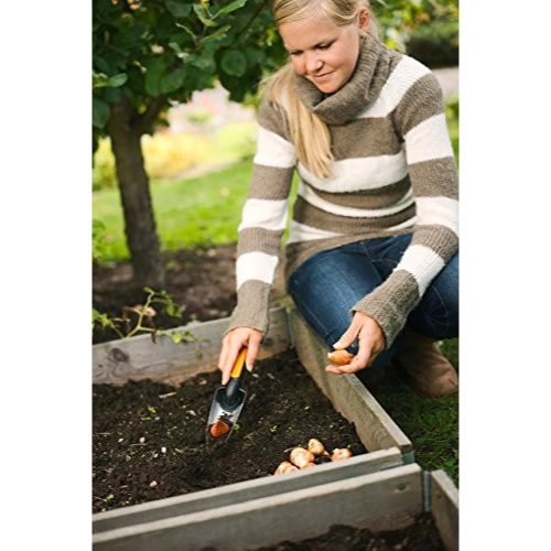 Fiskars Premium™ keskeny ültetőkanál (1000727)