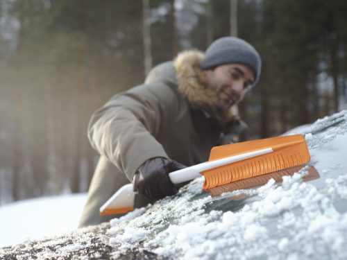 Fiskars SnowXpert™ Jégkaparó & kefe (1019352)