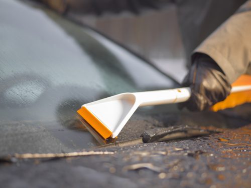 Fiskars SnowXpert™ Jégkaparó & kefe (1019352)