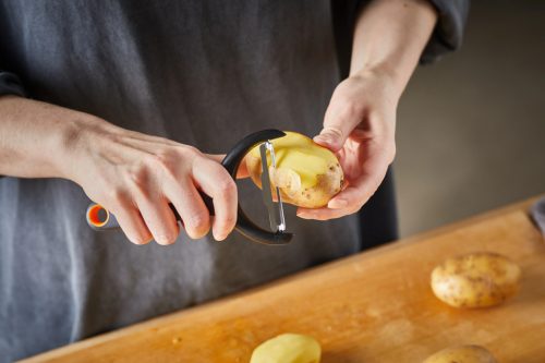 Fiskars Functional Form Hámozó (y-formájú) (1016122)