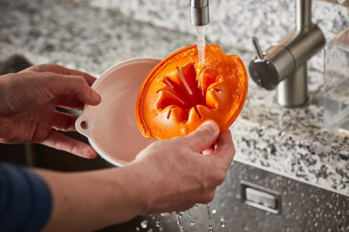 Fiskars Functional Form Gyümölcsfacsaró (1016125)