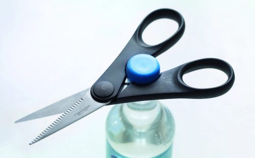 Fiskars Essential Konyhai olló, üvegnyitóval, 20 cm (1023820)