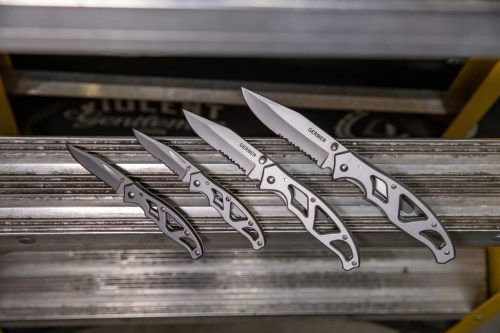 Gerber Paraframe II zsebkés, félig fogazott pengével, bliszterben GB (1027822) - 25 év garanciával