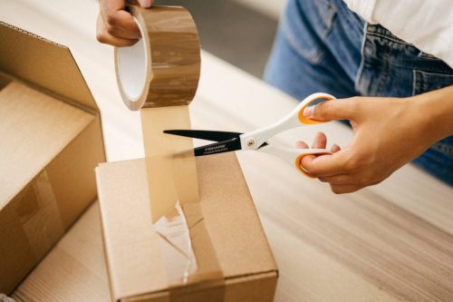 Fiskars Tapadásmentes, titánium bevonatos olló 17cm (1004720)