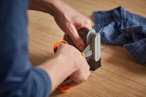 Fiskars Functional Form Clip-Sharp™ ollóélező (1000812)