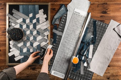 Fiskars Görgős vágóasztal, vonalzó funkcióval (1014651)