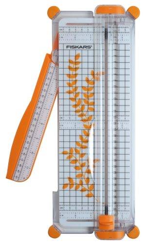 Fiskars Vágóasztal A4 30cm (1003916)