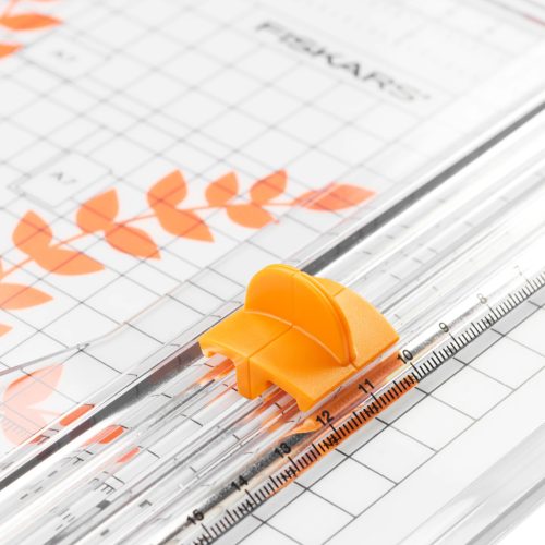 Fiskars Vágóasztal A4 30cm (1003916)