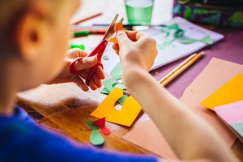 Fiskars Gyerekolló, balkezes, piros (1005169)