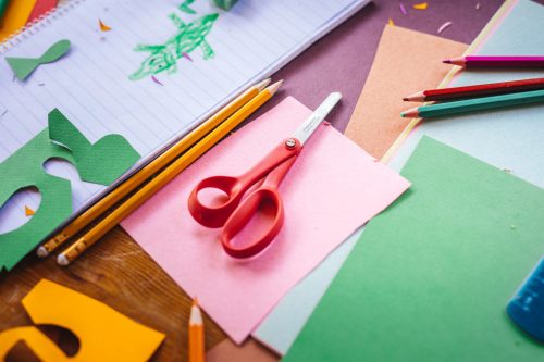 Fiskars Gyerekolló, balkezes, piros (1005169)