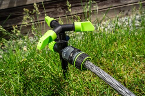 STALCO GARDEN Háromkarú forgó öntöző leszúrható STR 